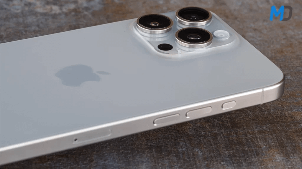 IPhone 17 Pro Max To Launch With A 48MP Periscope Telephoto Camera, In ...